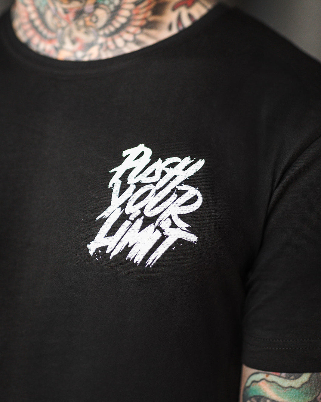 T-SHIRT LONG TEE "ADVENTURE  CREATES MEMORIES"